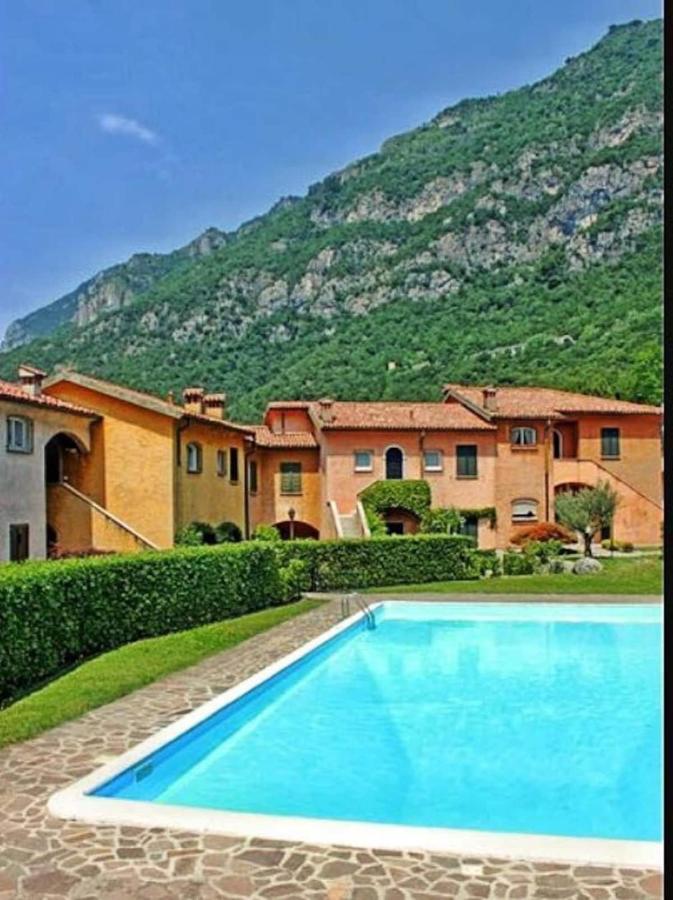Residence I Prati Di Giussana Льерна Экстерьер фото