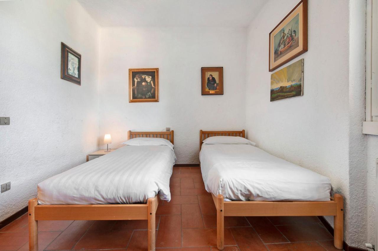 Residence I Prati Di Giussana Льерна Экстерьер фото